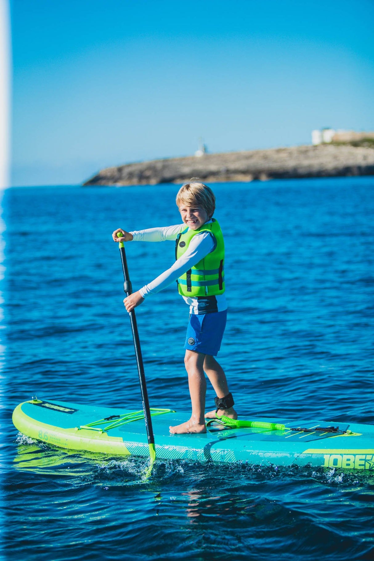 Yama 8.6 Inflatable Paddle Board Package